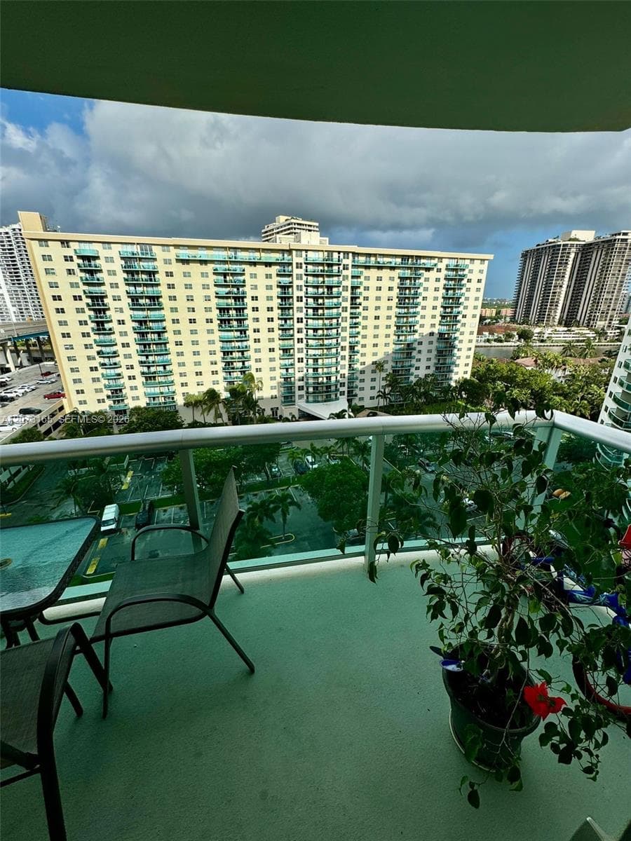 OCEANVIEW A CONDO · #1004 in Sunny Isles Beach - Photo 17