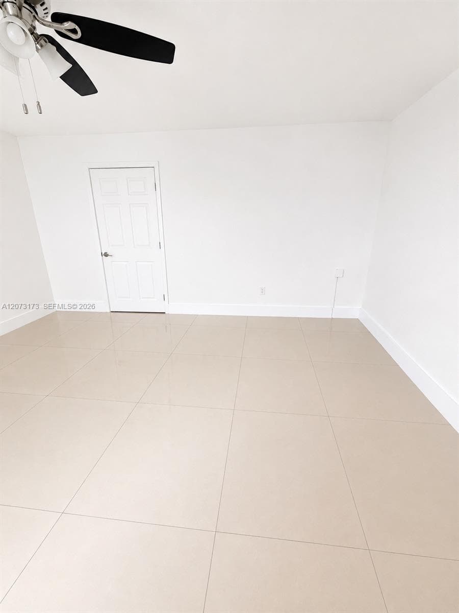 11221 SW 33rd Cir Pl photo 8