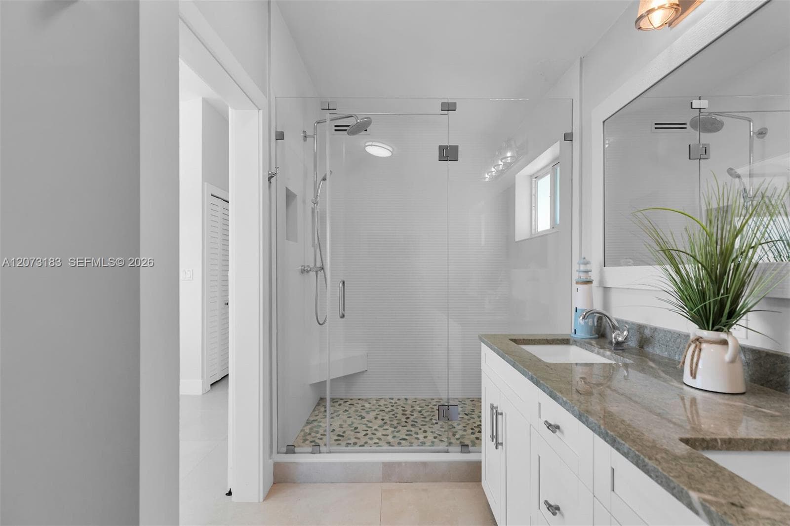 Private primary bath