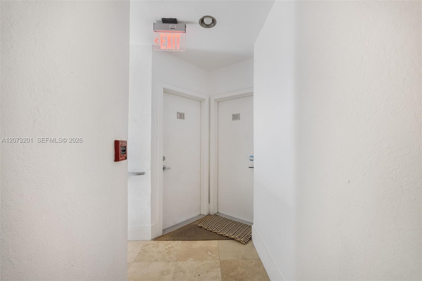 THE WATERCLUB CONDO · #201 in Miami Beach - Photo 28