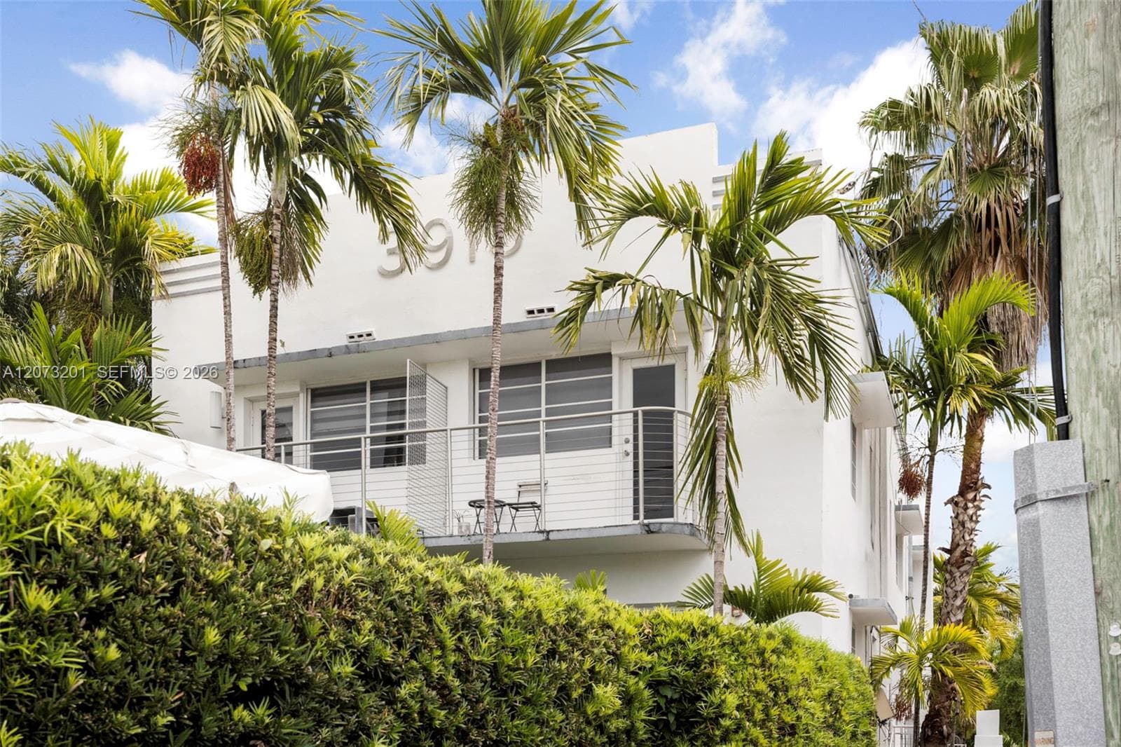 THE WATERCLUB CONDO · #201 in Miami Beach - Photo 4