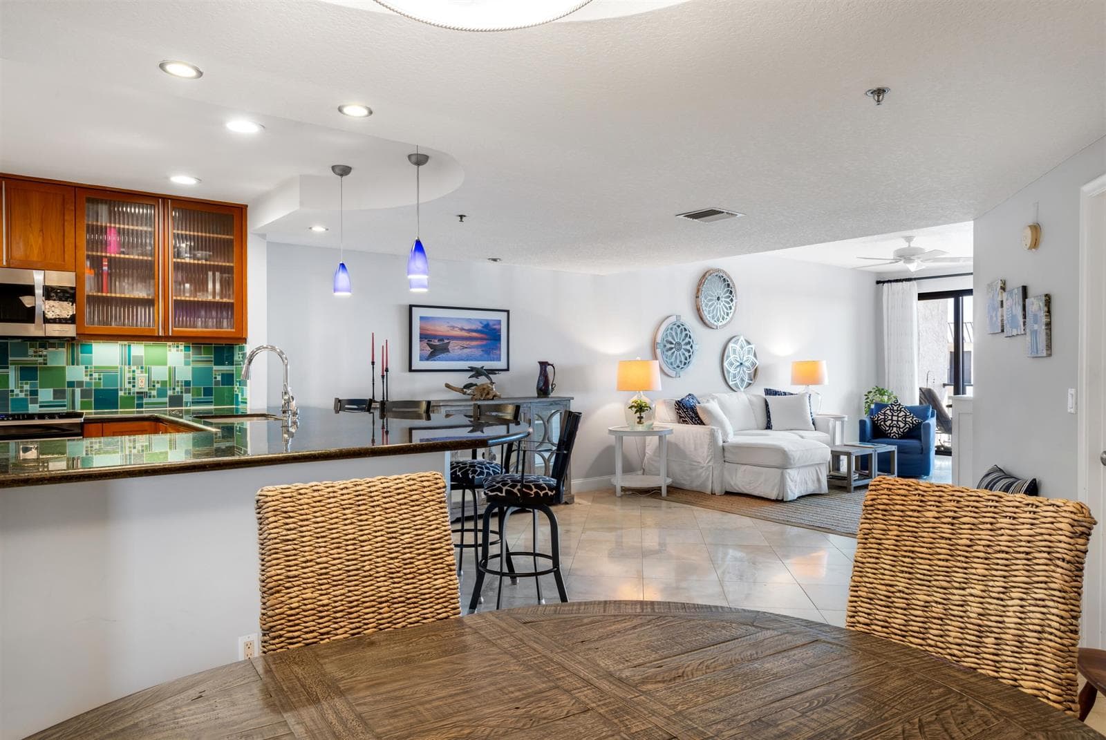 DINING_TO_LIVING_ROOM
