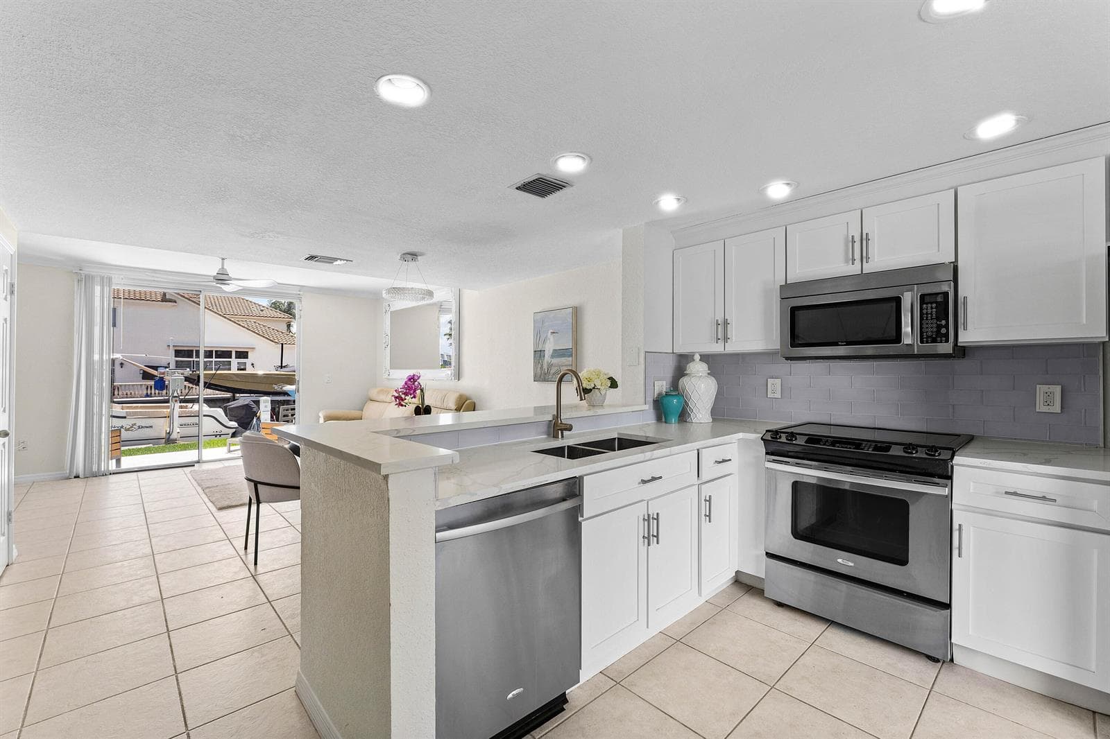 007-968JefferyStreet-BocaRaton-FL-33487-