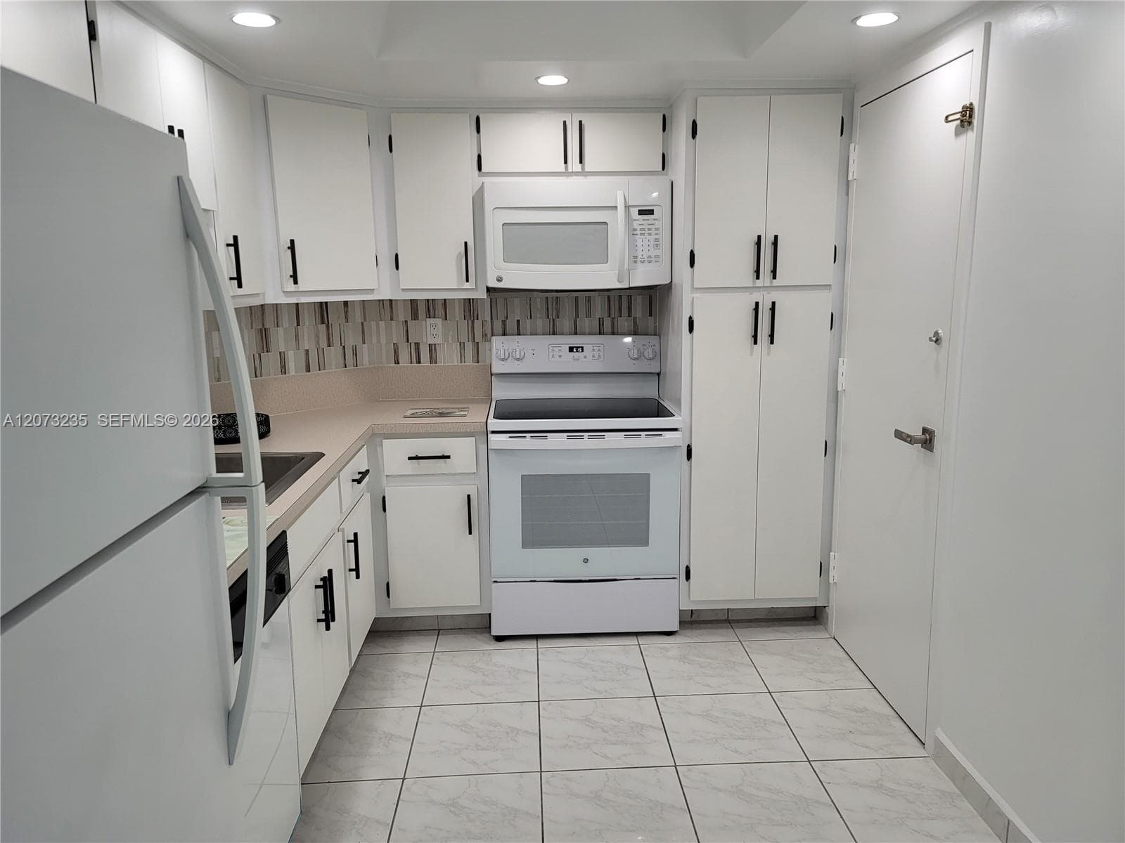 Arlen House · #603 in Sunny Isles Beach - Photo 5