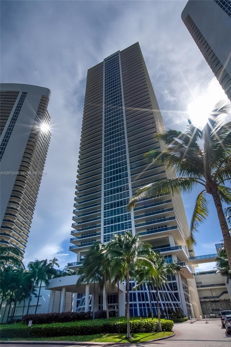 BEACH CLUB TWO CONDO · #1702 in Hallandale Beach - Photo 29