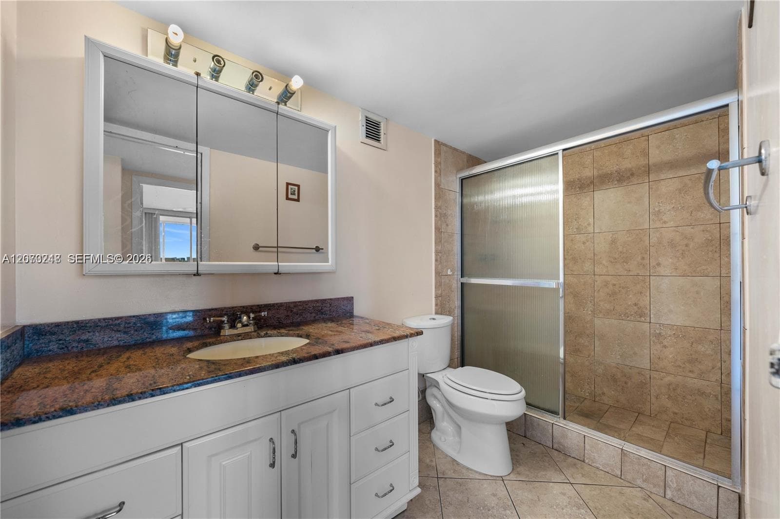 DESOTO PARK CONDO · #420 in Hallandale Beach - Photo 7