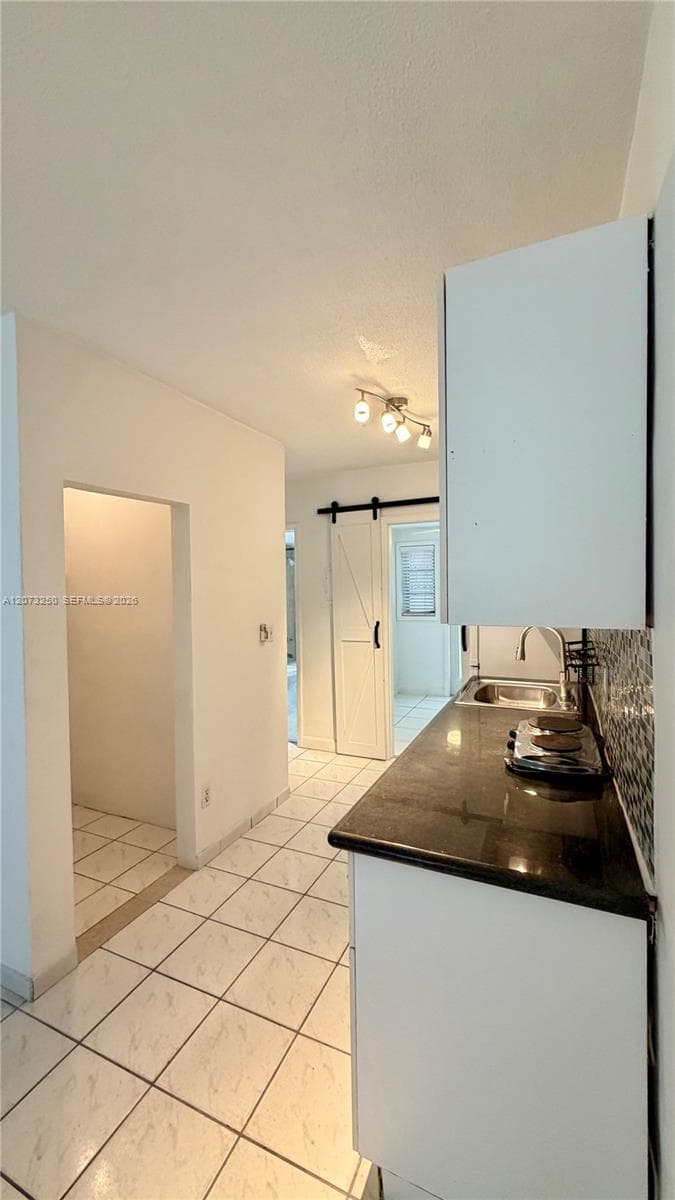 EAST BREEZE CONDOMINIUM · #4 in Miami Beach - Photo 6