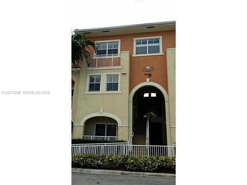 10800 NW 88th Ter #102 photo 3
