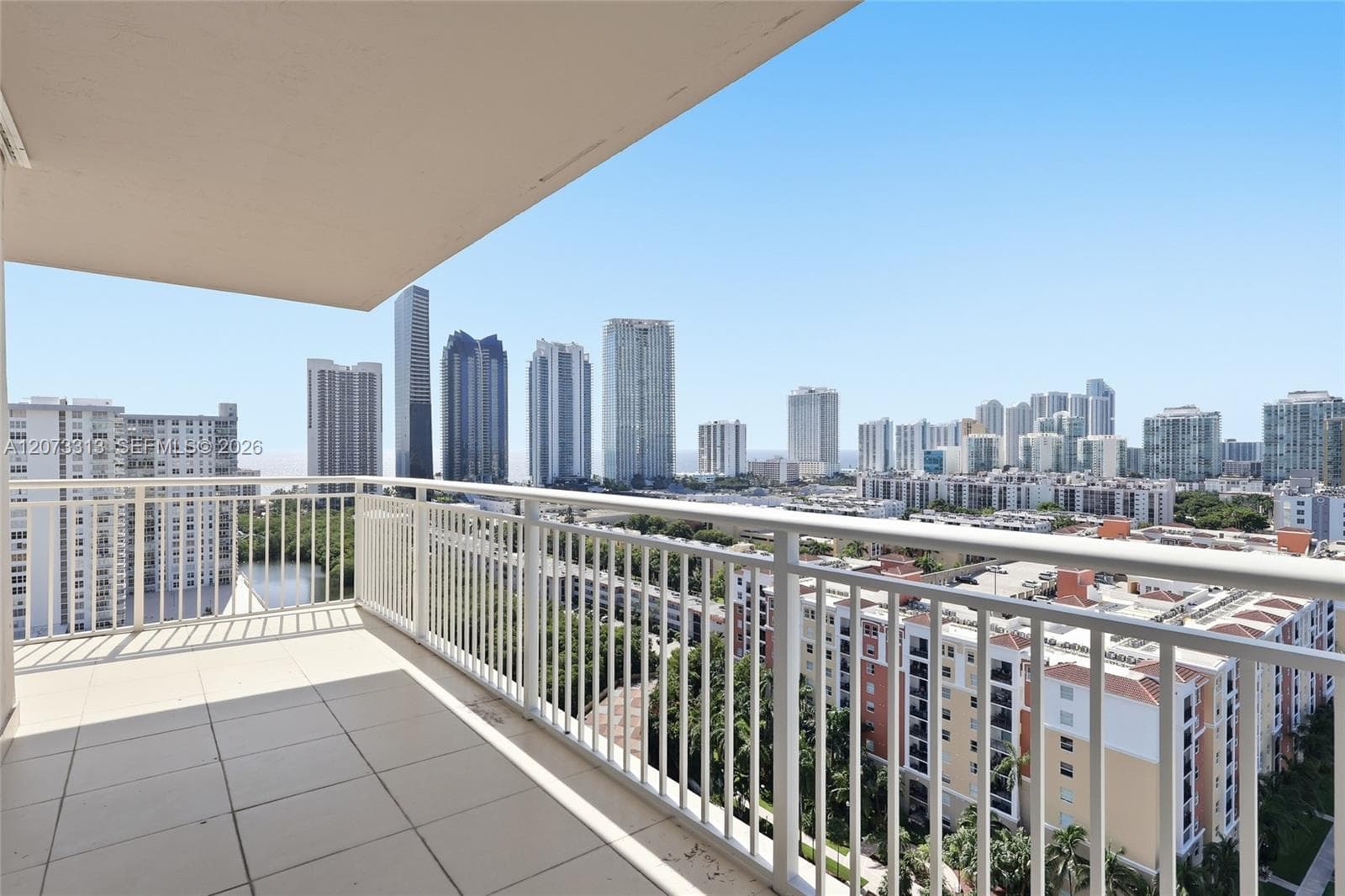 Winston Towers 100 · #2004 in Sunny Isles Beach - Photo 20