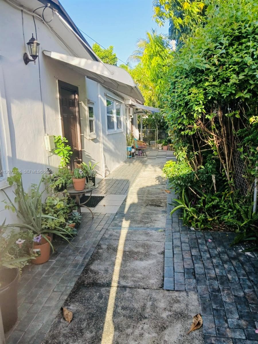 4400 SW 112th Pl photo 2