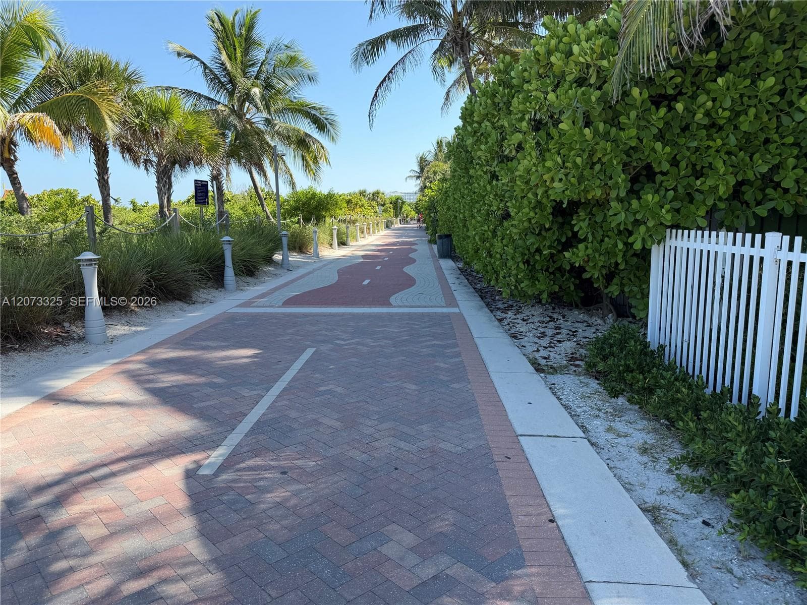 The Royal Club Condo · #1405 in Miami Beach - Photo 48