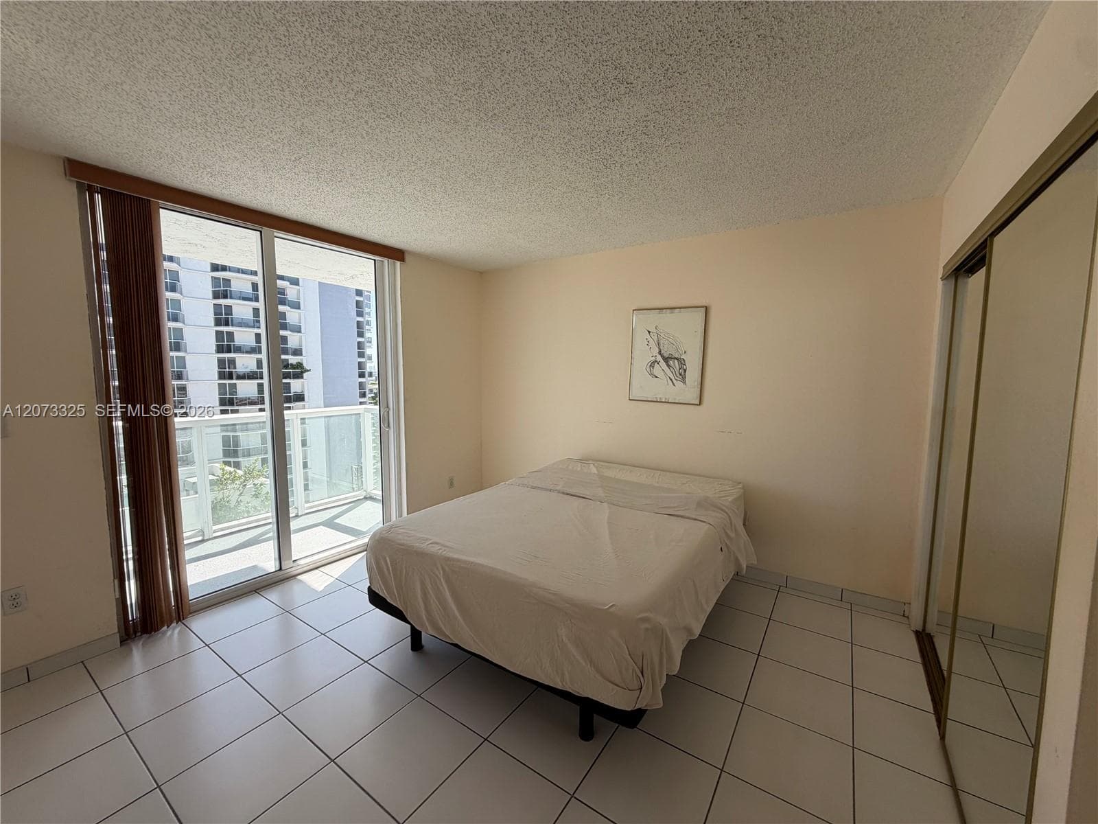 The Royal Club Condo · #1405 in Miami Beach - Photo 11