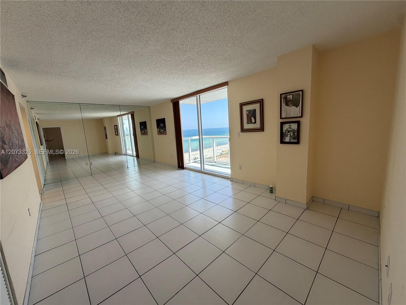 The Royal Club Condo · #1405 in Miami Beach - Photo 8