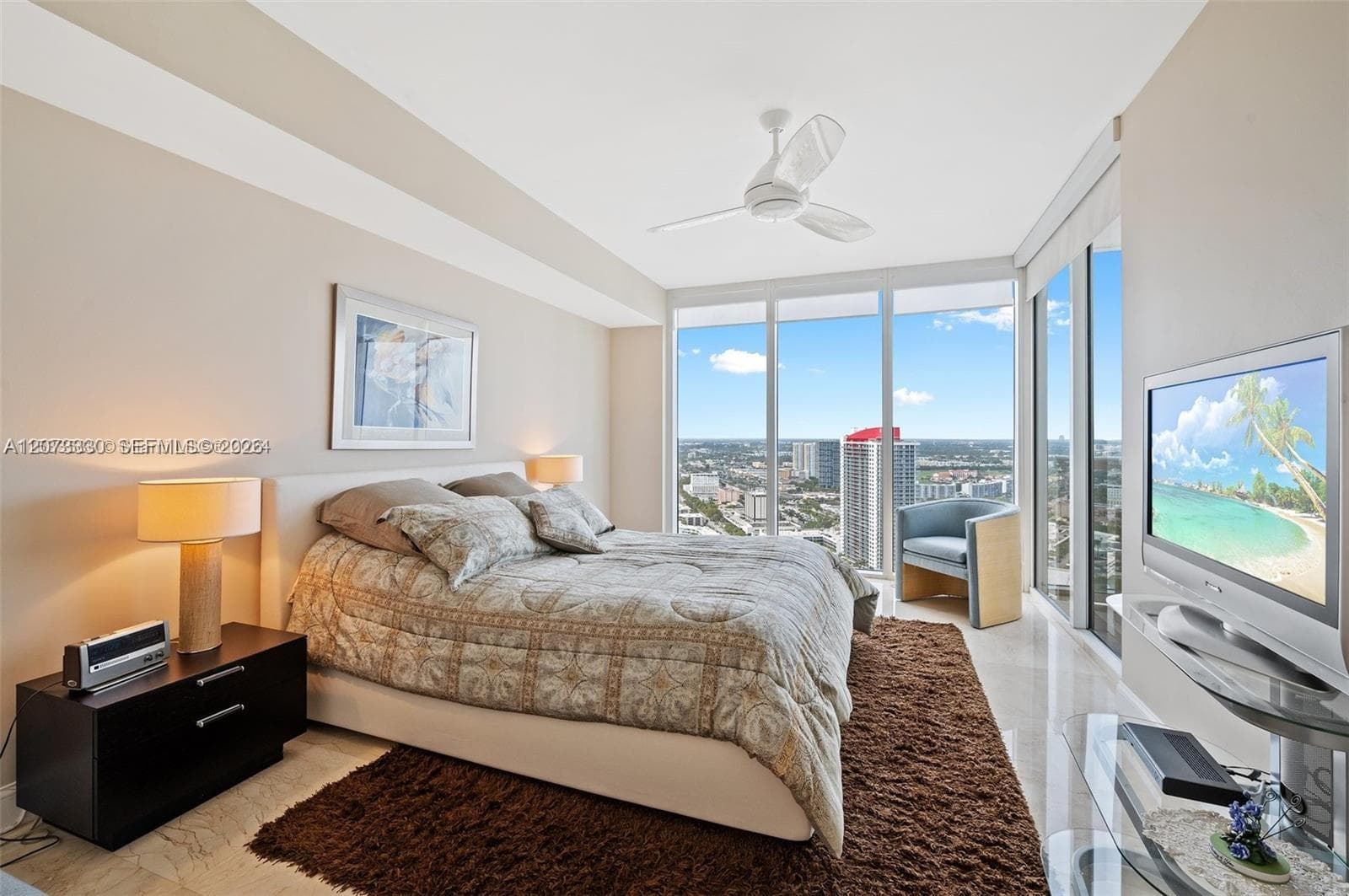 BEACH CLUB CONDO · #3508 in Hallandale Beach - Photo 13