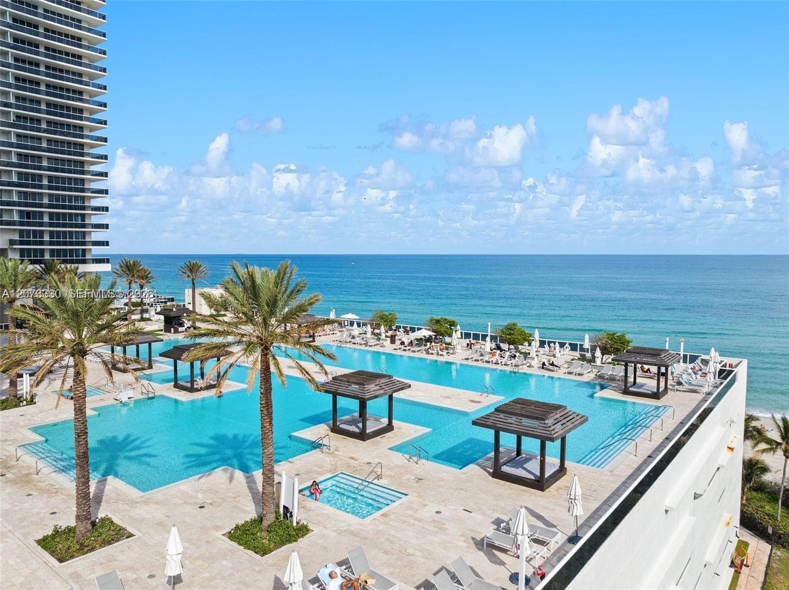 BEACH CLUB CONDO · #3508 in Hallandale Beach - Photo 17