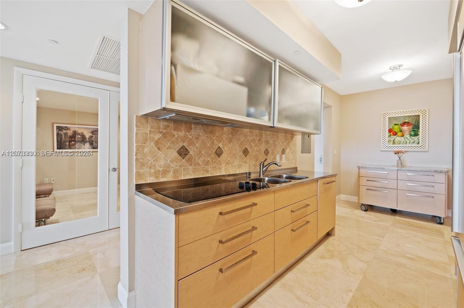 BEACH CLUB CONDO · #3508 in Hallandale Beach - Photo 4