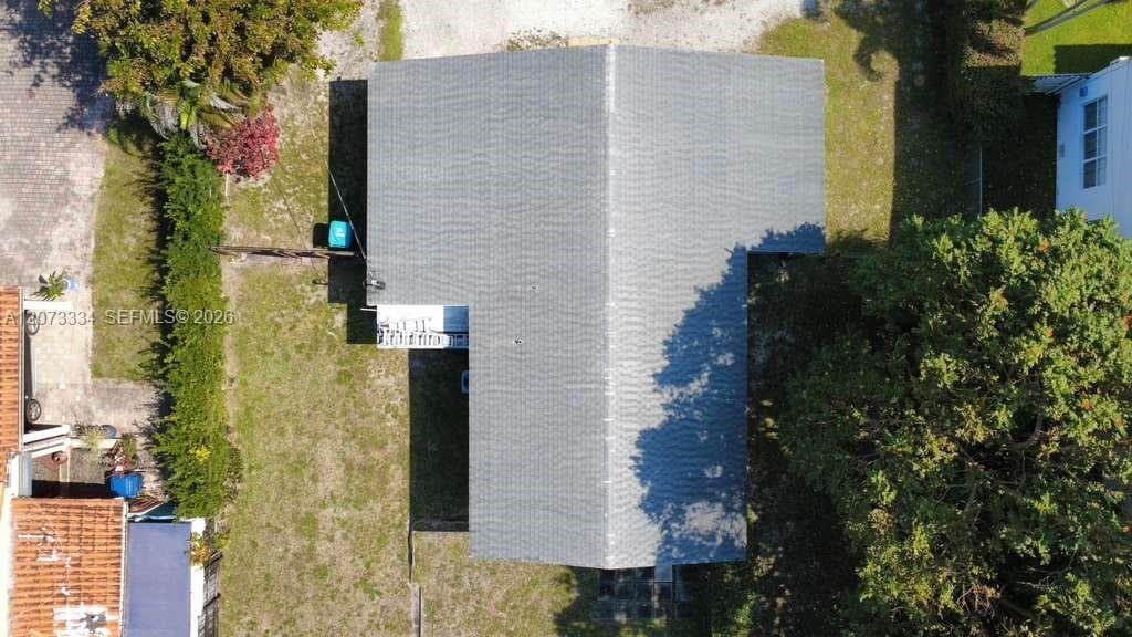 11600 NE 6th Ave photo 29
