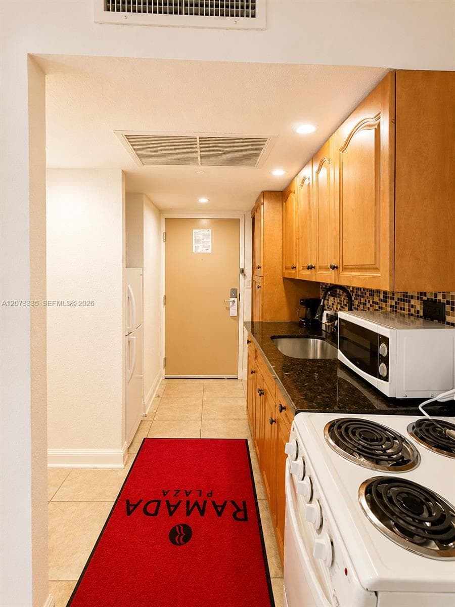 Aventura Beach Club · #828 in Sunny Isles Beach - Photo 17