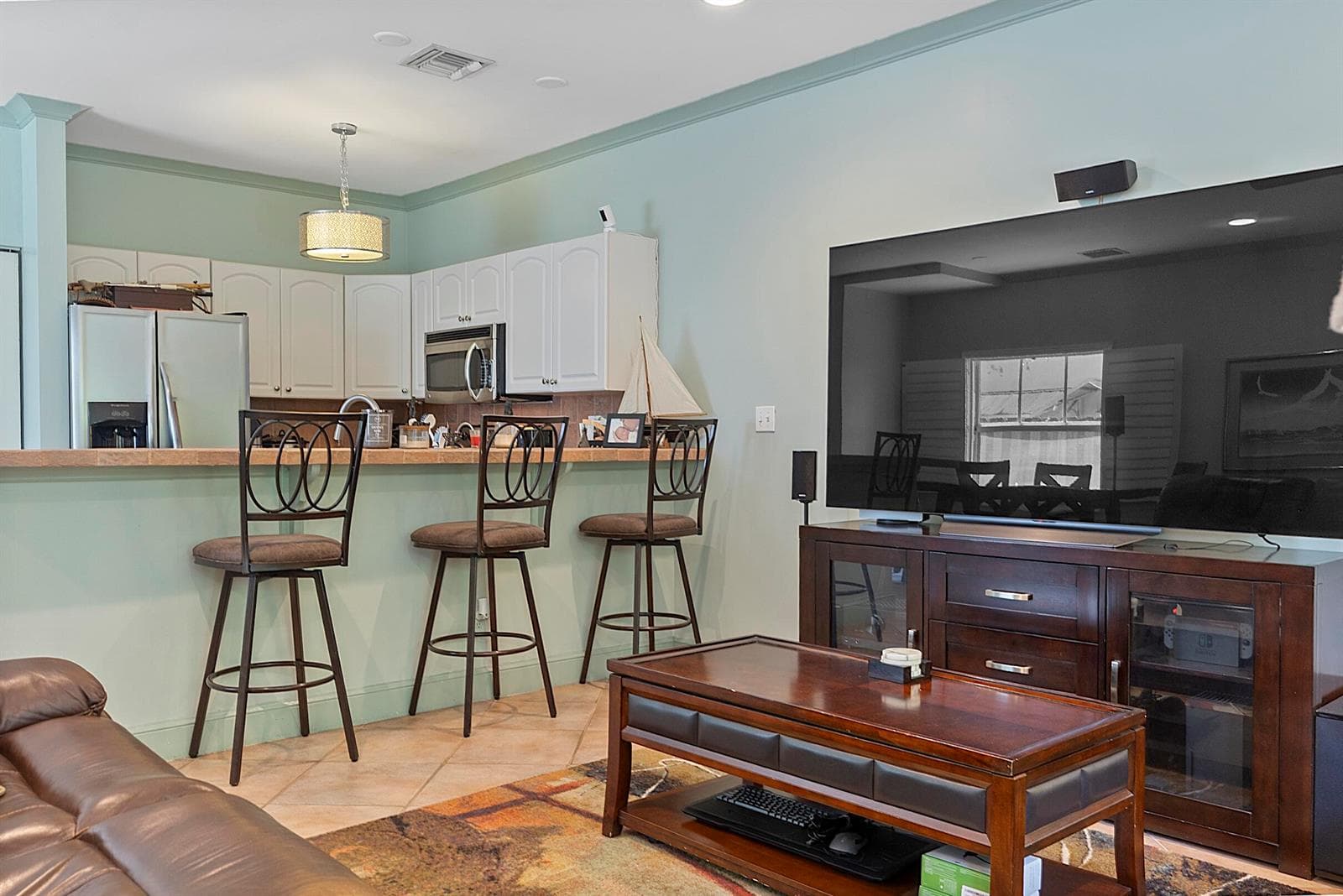 808 SW 4th Ave - - 336