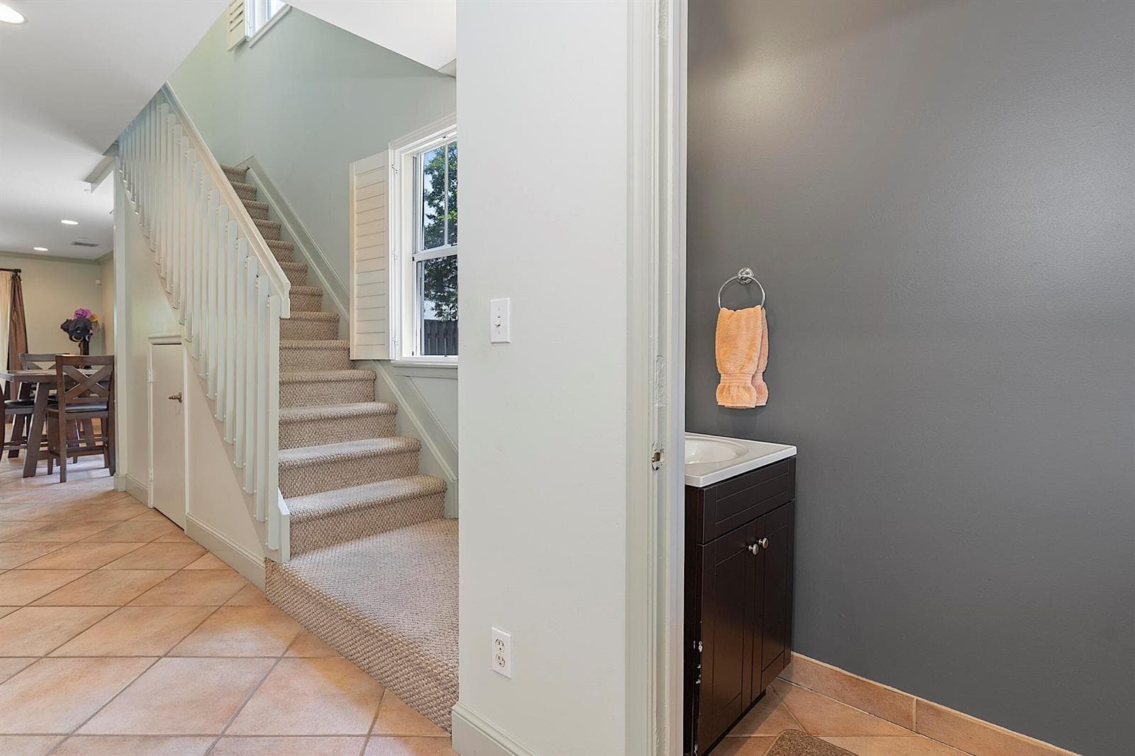 808 SW 4th Ave - - 321
