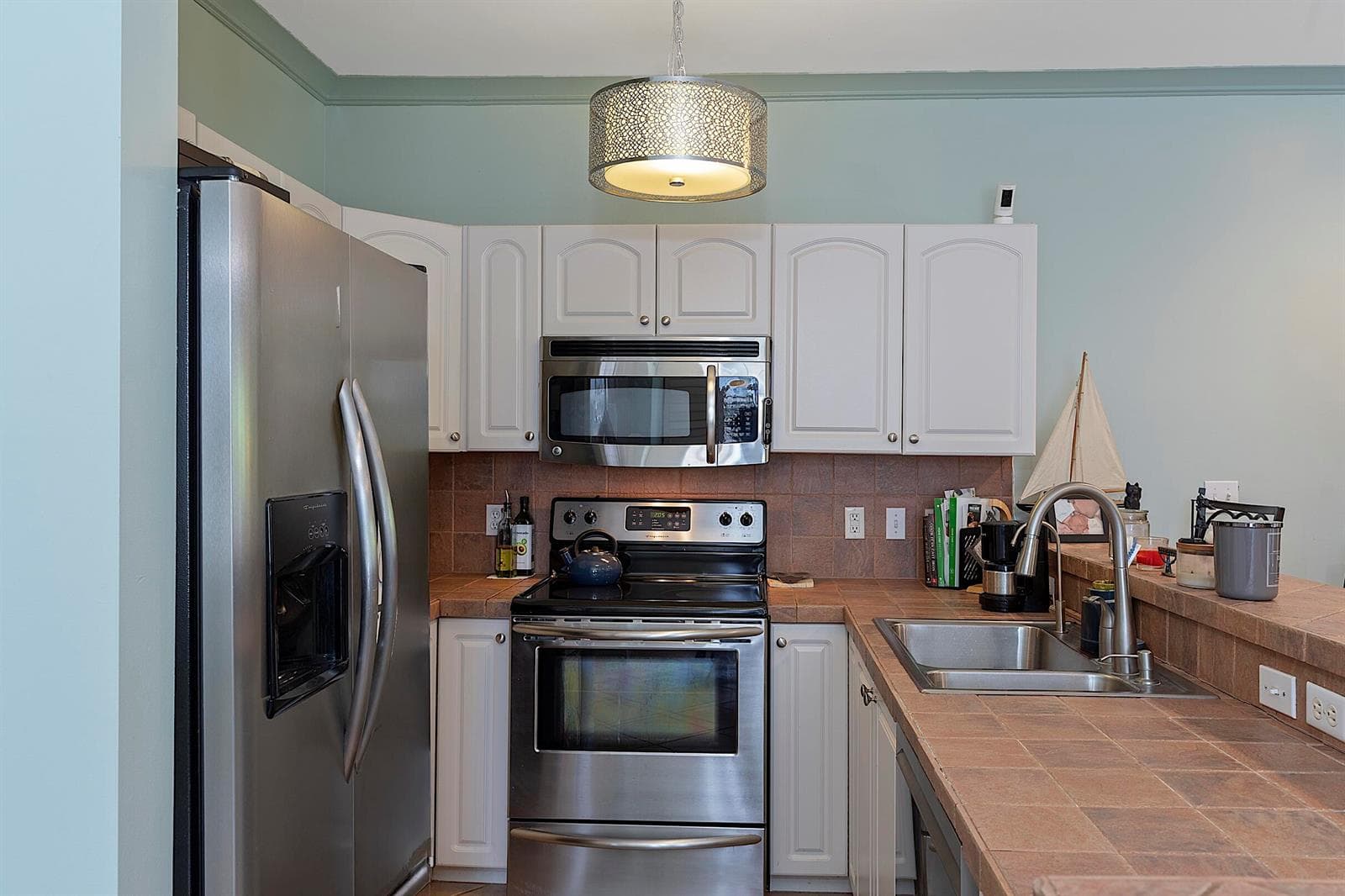 808 SW 4th Ave - - 326