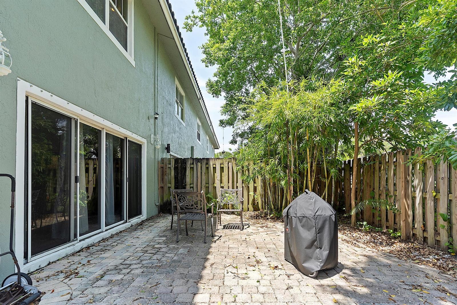 808 SW 4th Ave - - 365