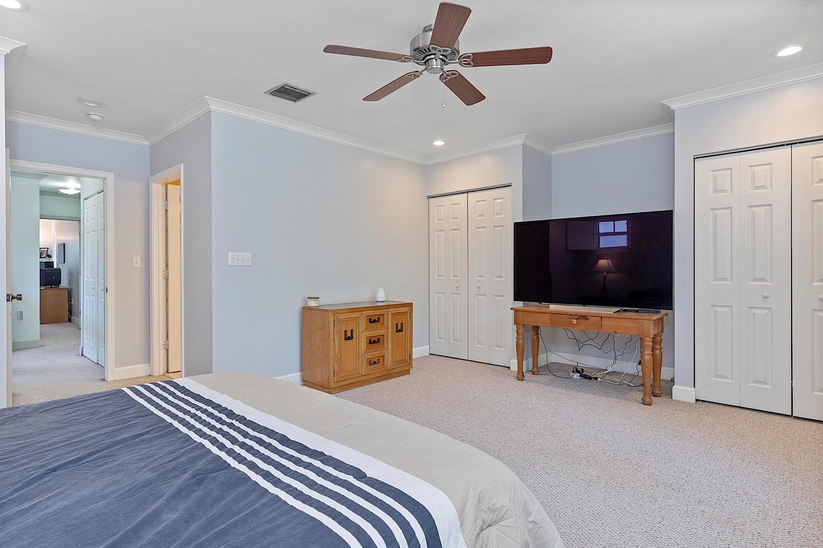 808 SW 4th Ave - - 349