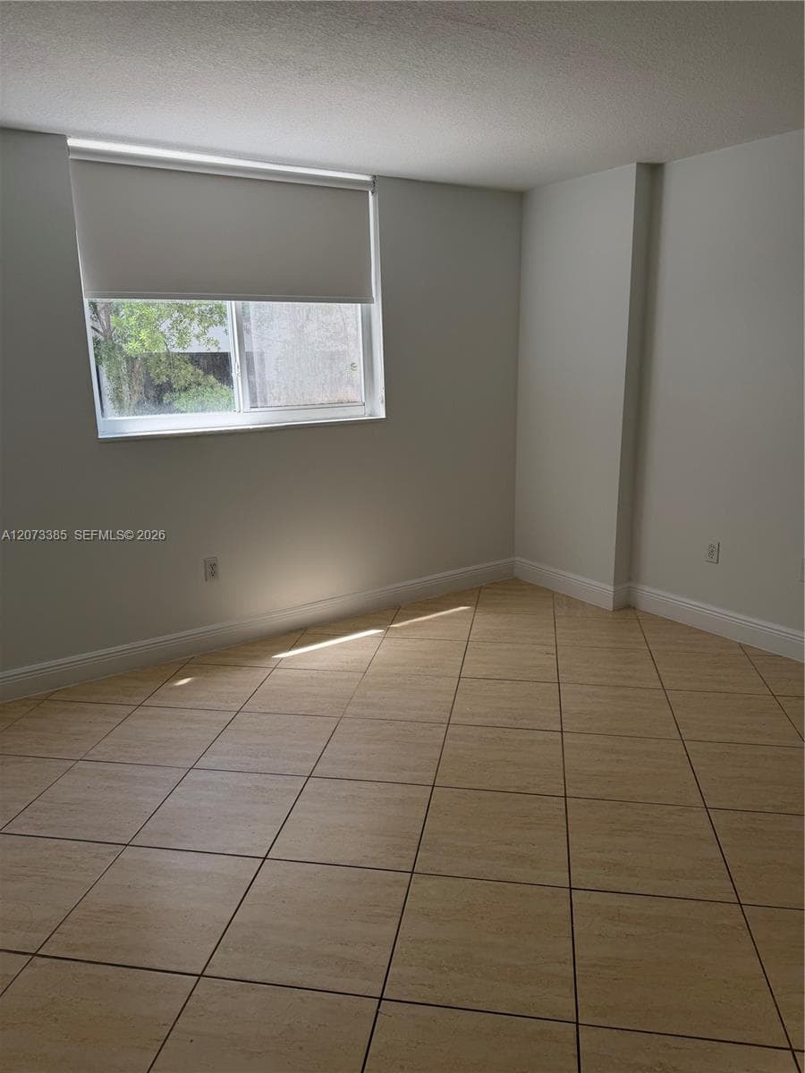 Palm Gardens Condo · #204 in Miami - Photo 9