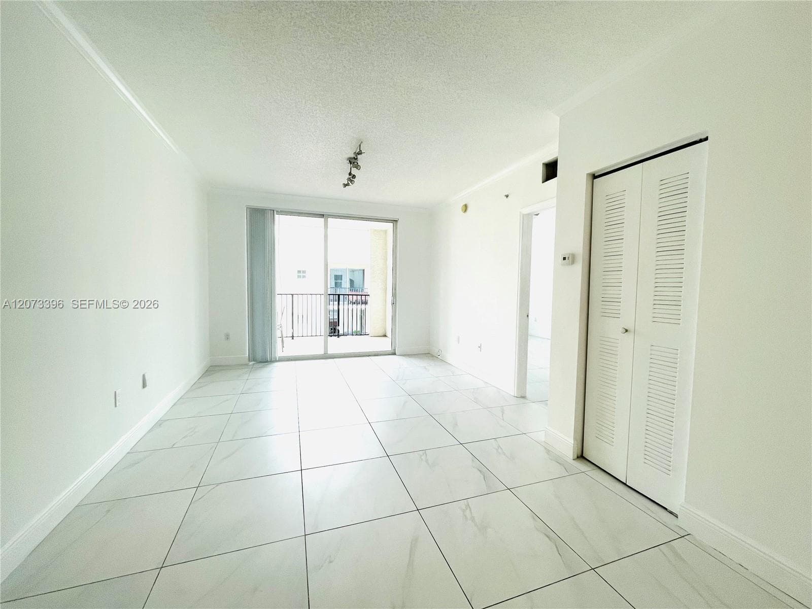 Porto Bellagio · #2902 in Sunny Isles Beach - Photo 2