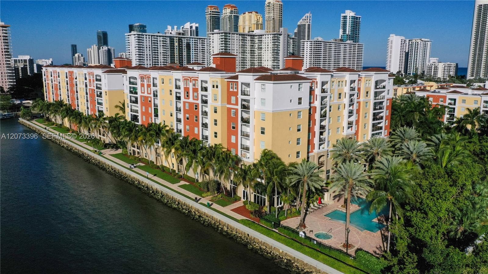Porto Bellagio · #2902 in Sunny Isles Beach - Photo 36