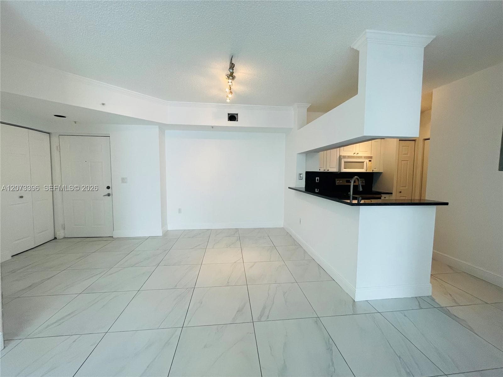Porto Bellagio · #2902 in Sunny Isles Beach - Photo 1