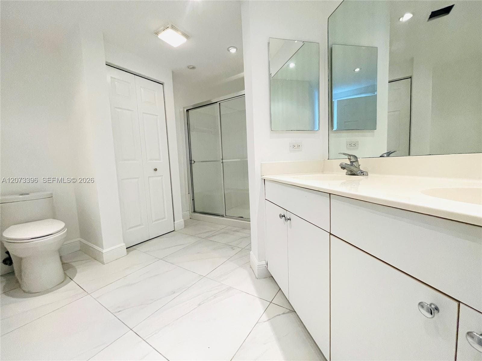 Porto Bellagio · #2902 in Sunny Isles Beach - Photo 10