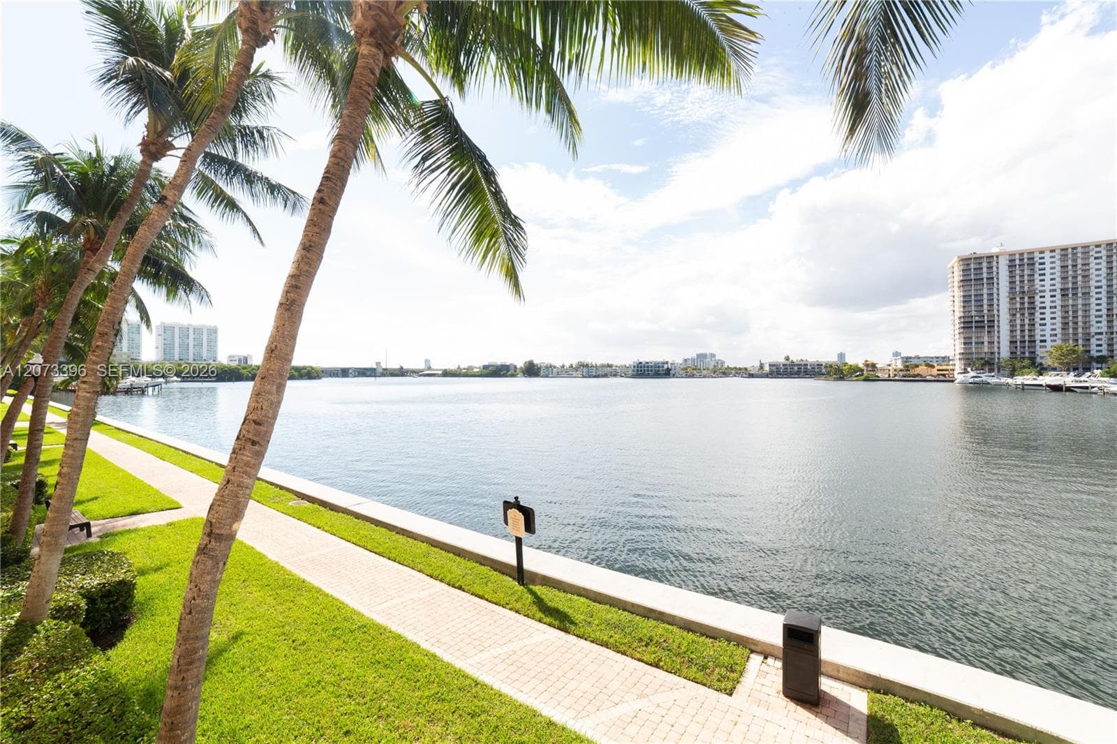 Porto Bellagio · #2902 in Sunny Isles Beach - Photo 25