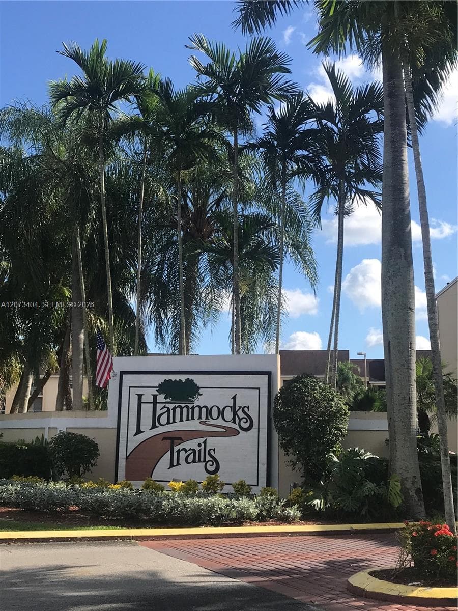 ENTRANCE BY 152 AVE SW  HAMMOCKS BOULEVARD AND 106 LANE
