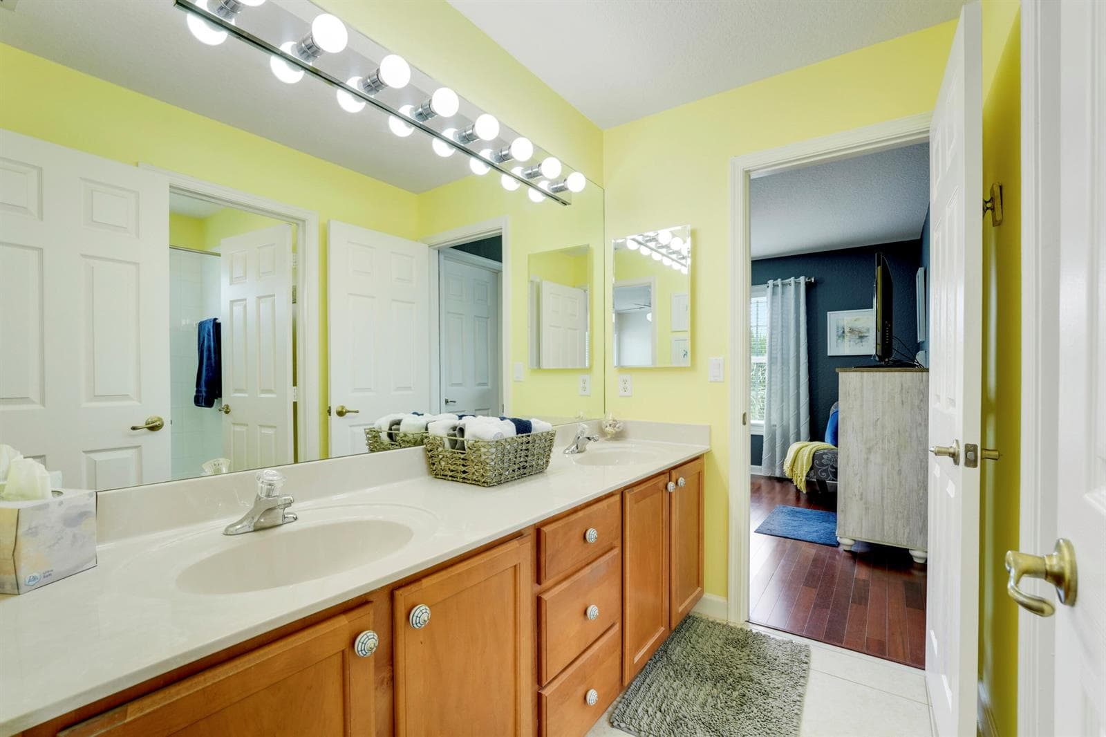 Jack & Jill Bathroom