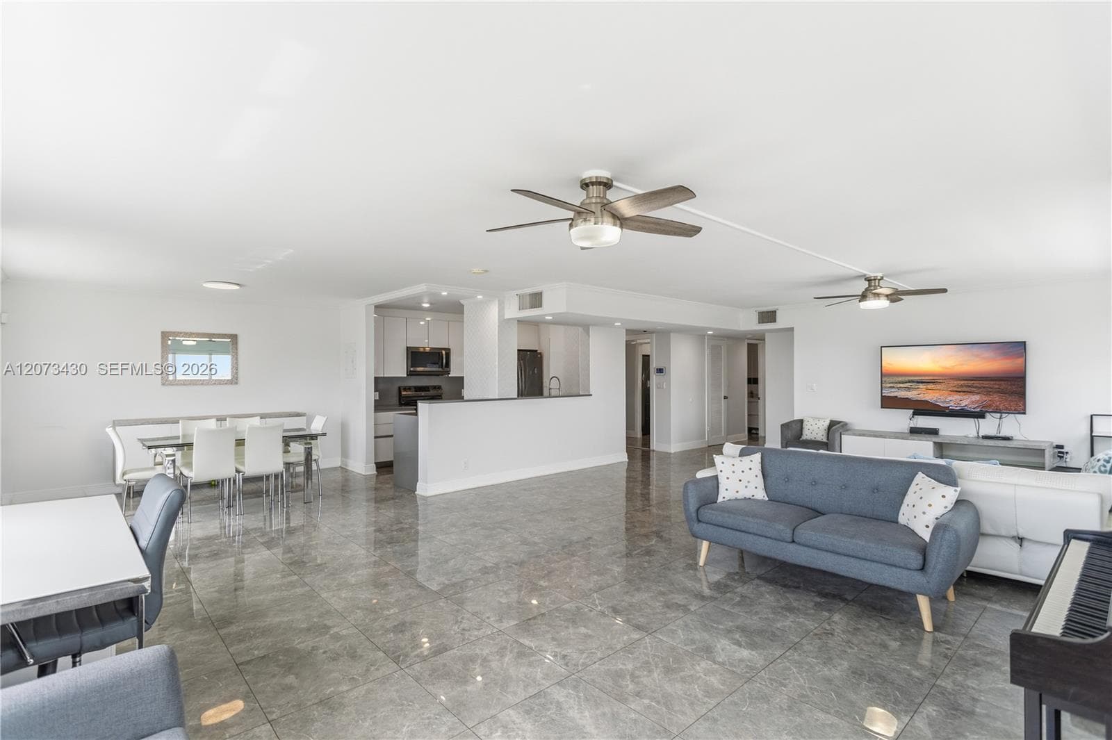ESSEX TOWER CONDO · #1210 in Fort Lauderdale - Photo 8