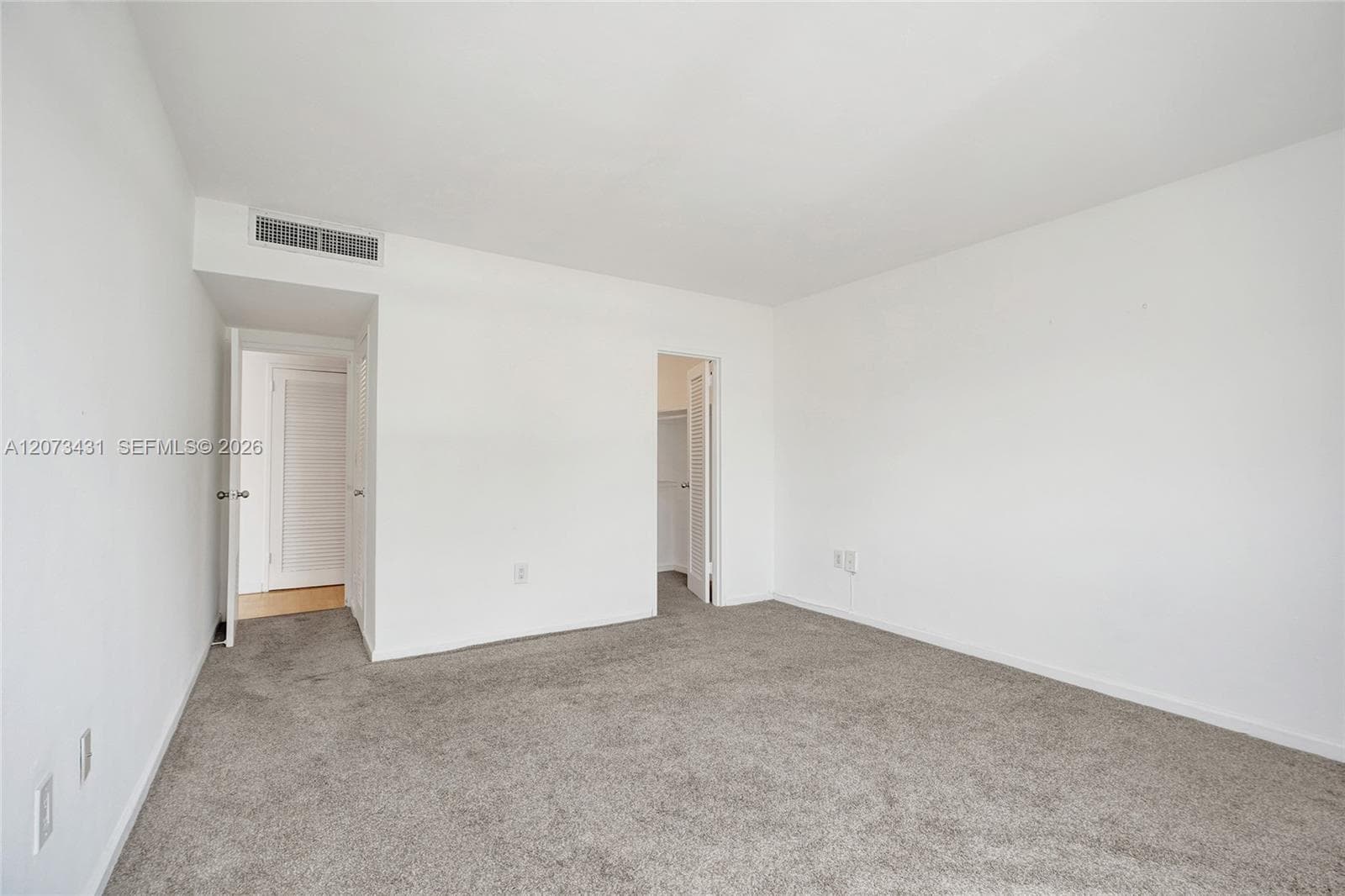 Secondary bedroom