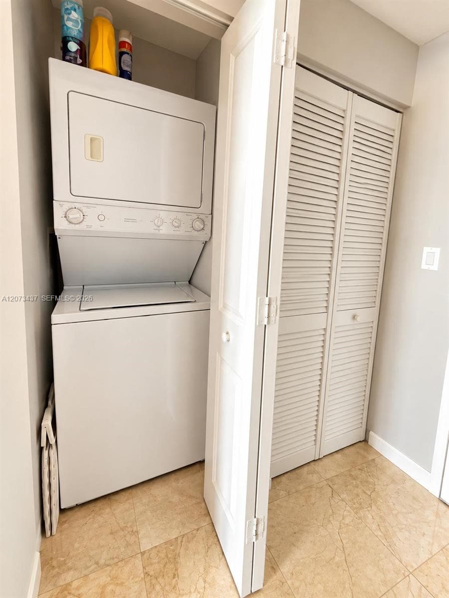 360 CONDO B · #904 in North Bay Village - Photo 7
