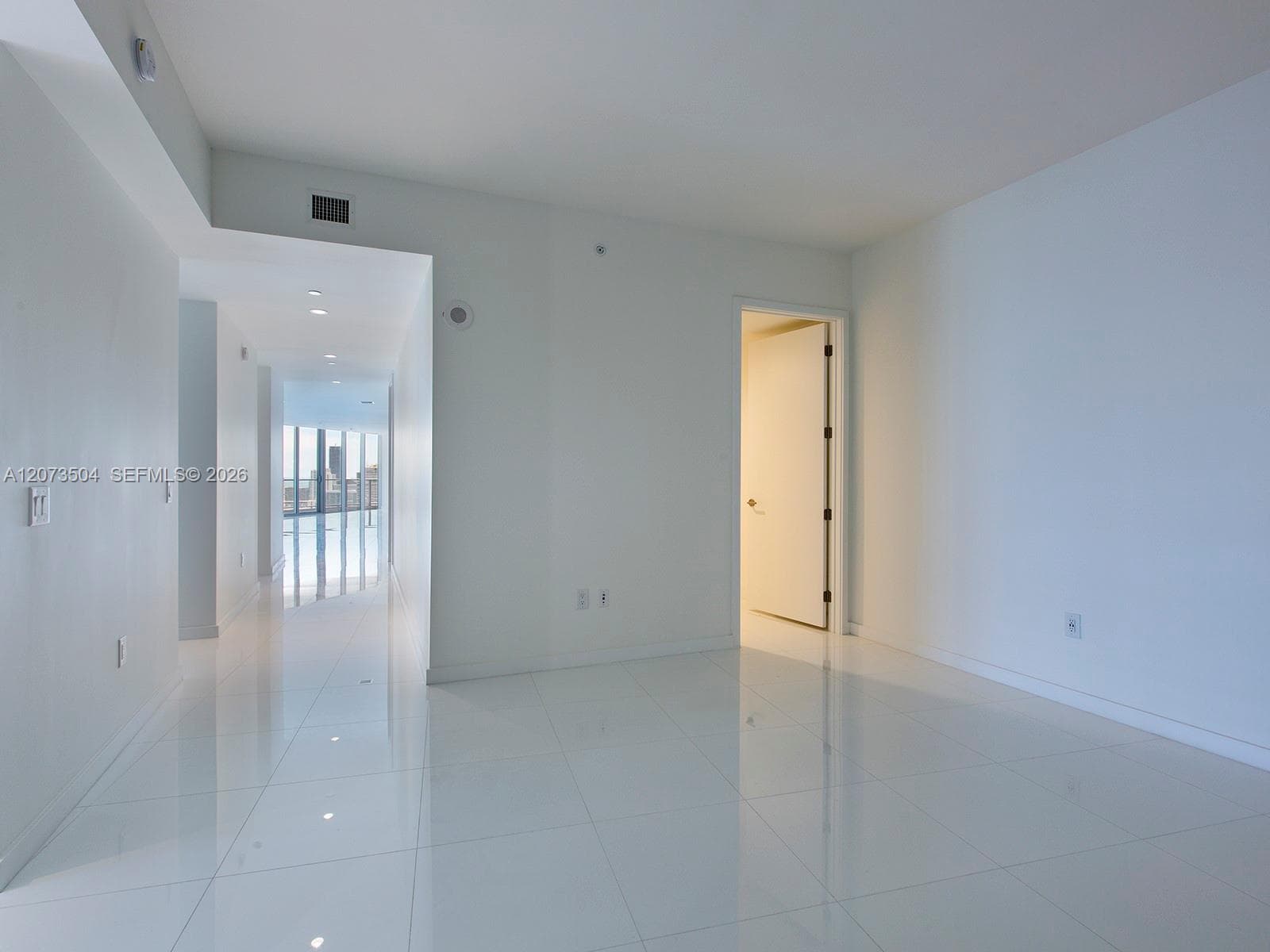 Paramount Miami Worldcenter · #PH5011 in Miami - Photo 38