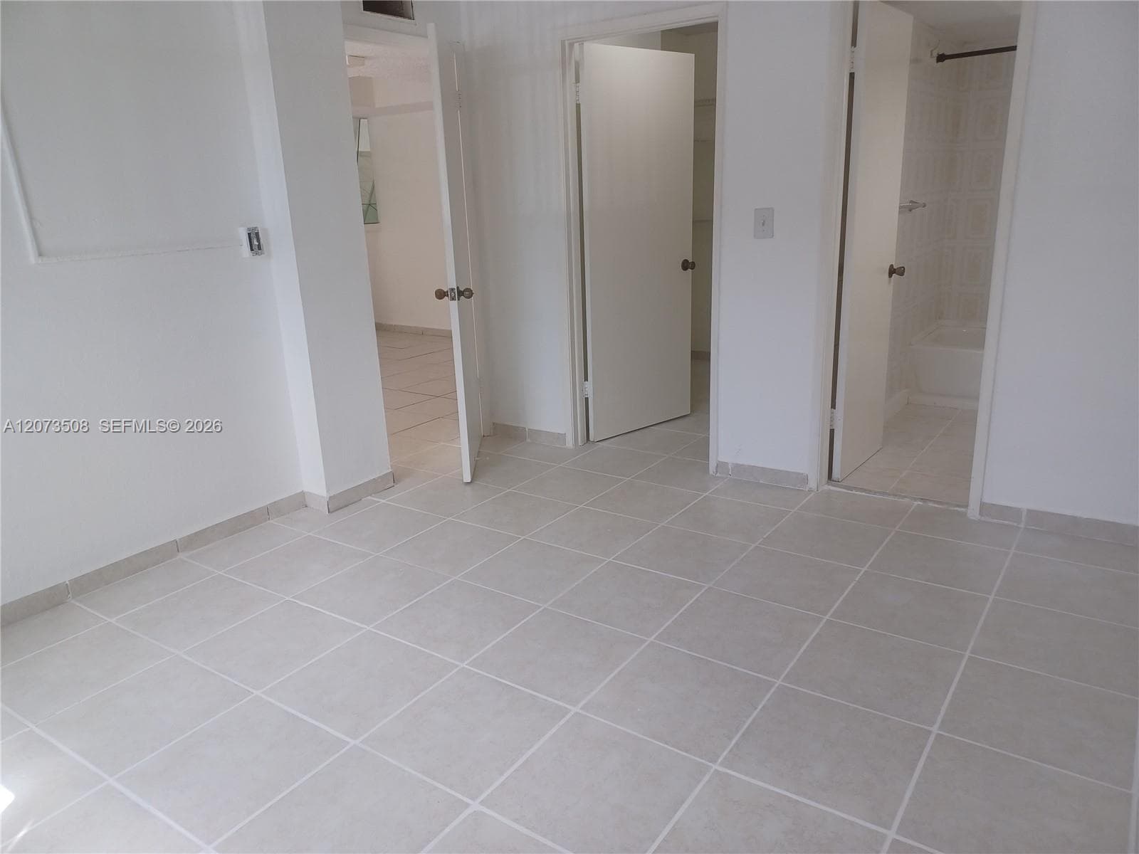 PEPPERMILL KENDALE LKS W · #C110 in Miami - Photo 15