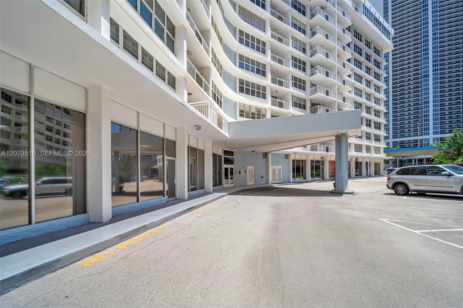 IMPERIAL TOWERS NORTH CON · #241 in Hallandale Beach - Photo 3