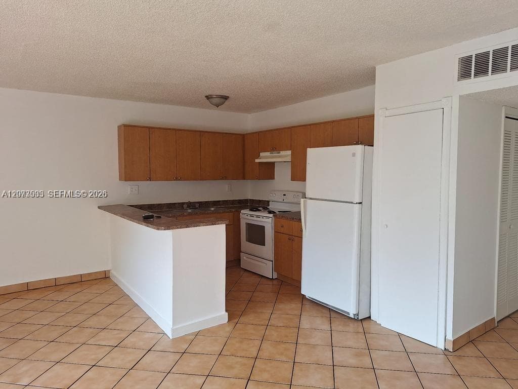 EASTSIDE MANOR · #9 in North Miami - Photo 4