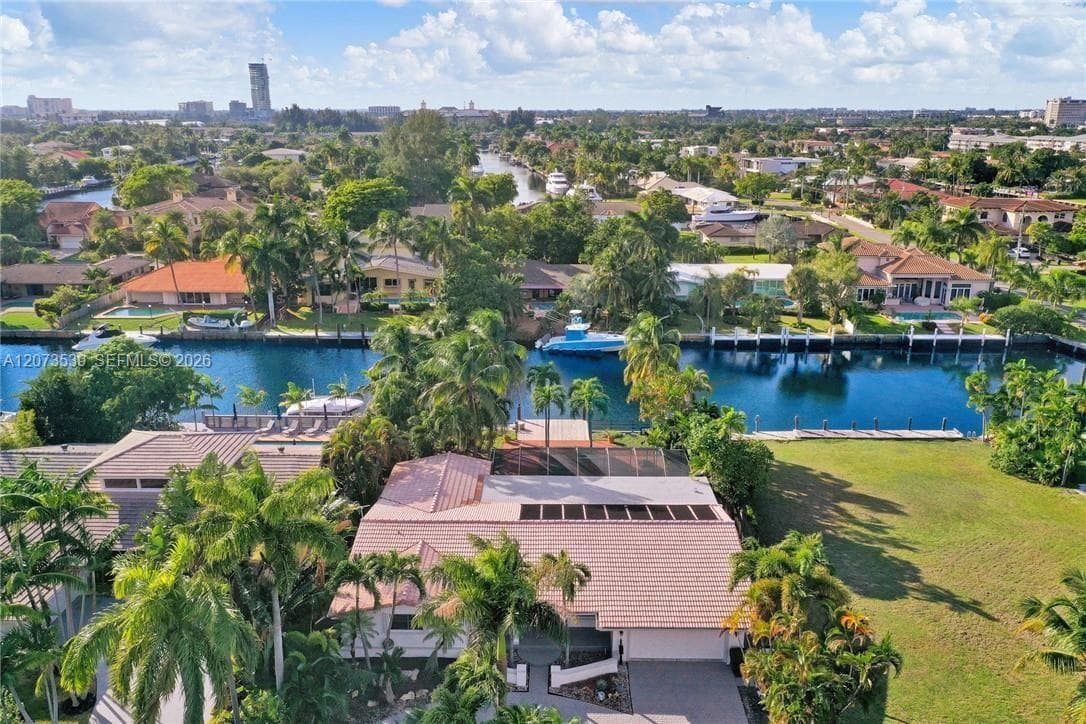 612 Hibiscus Dr photo 33
