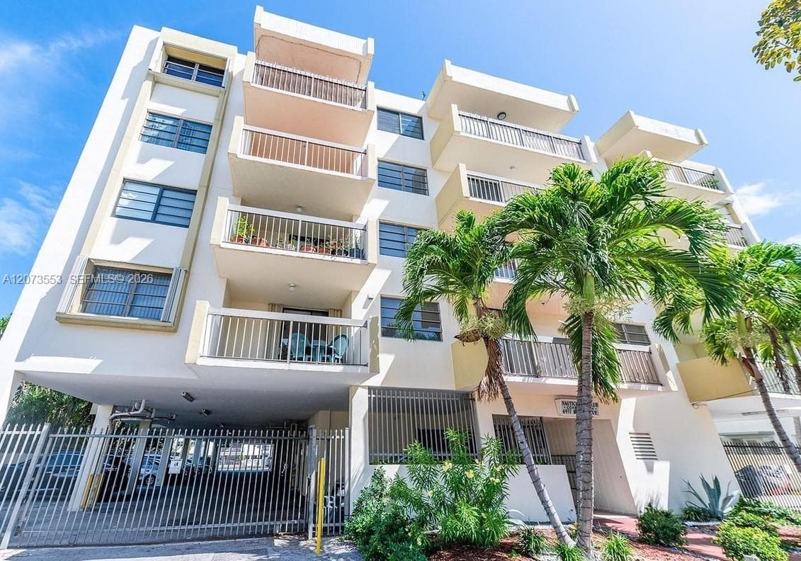 NAUTICO BAY CLUB CONDO · #410 in Miami Beach - Photo 6