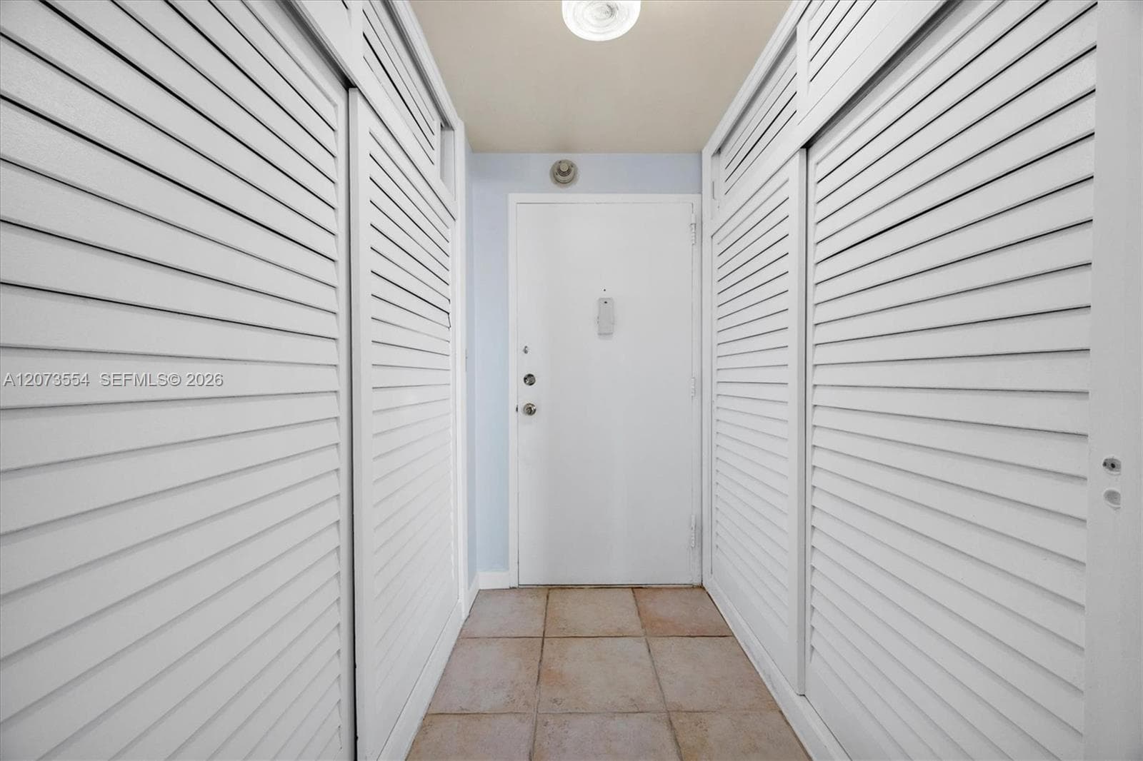 BRICKELL BAY TOWER CONDO · #706 in Miami - Photo 27