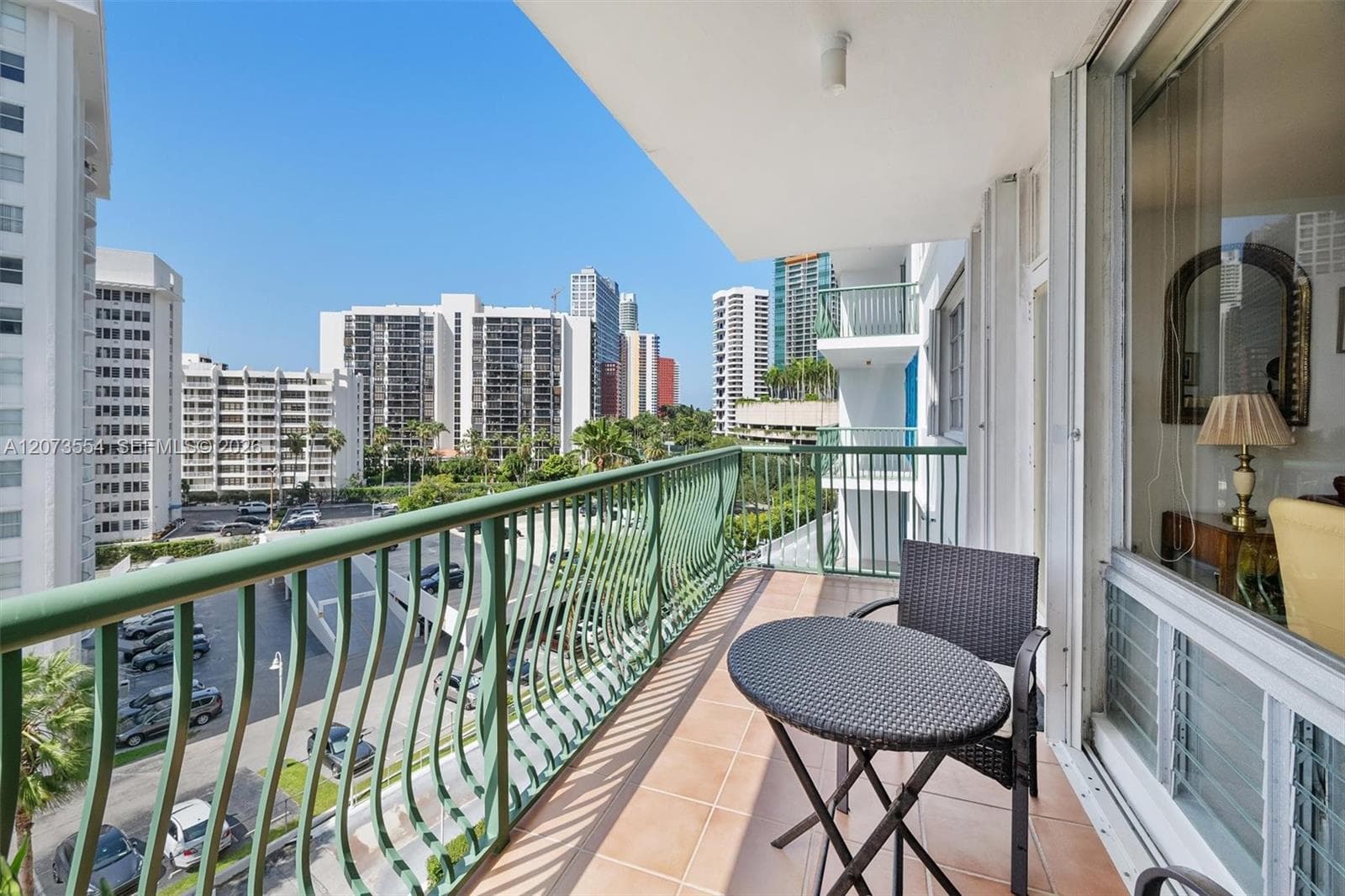 BRICKELL BAY TOWER CONDO · #706 in Miami - Photo 13