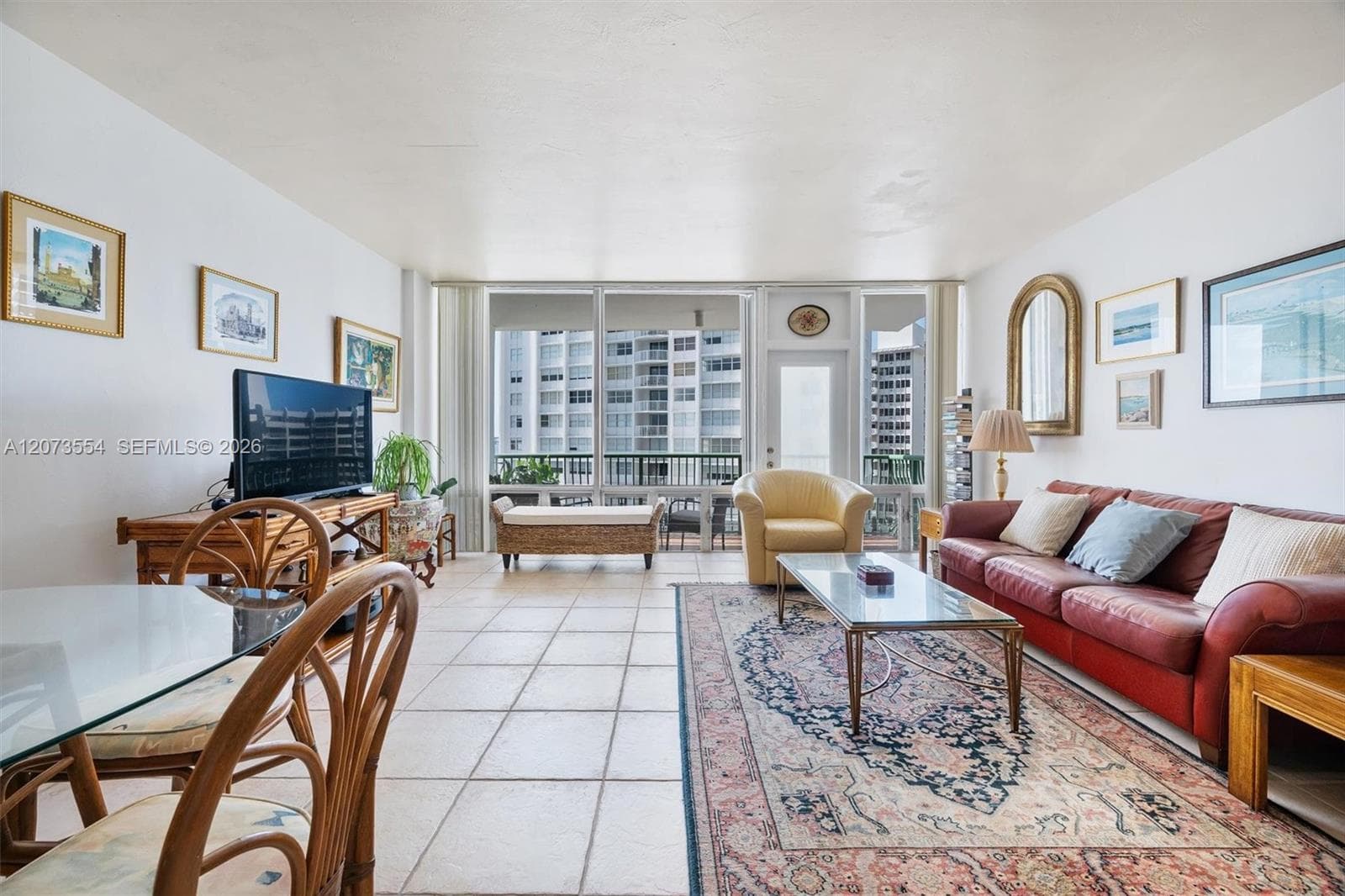 BRICKELL BAY TOWER CONDO · #706 in Miami - Photo 7