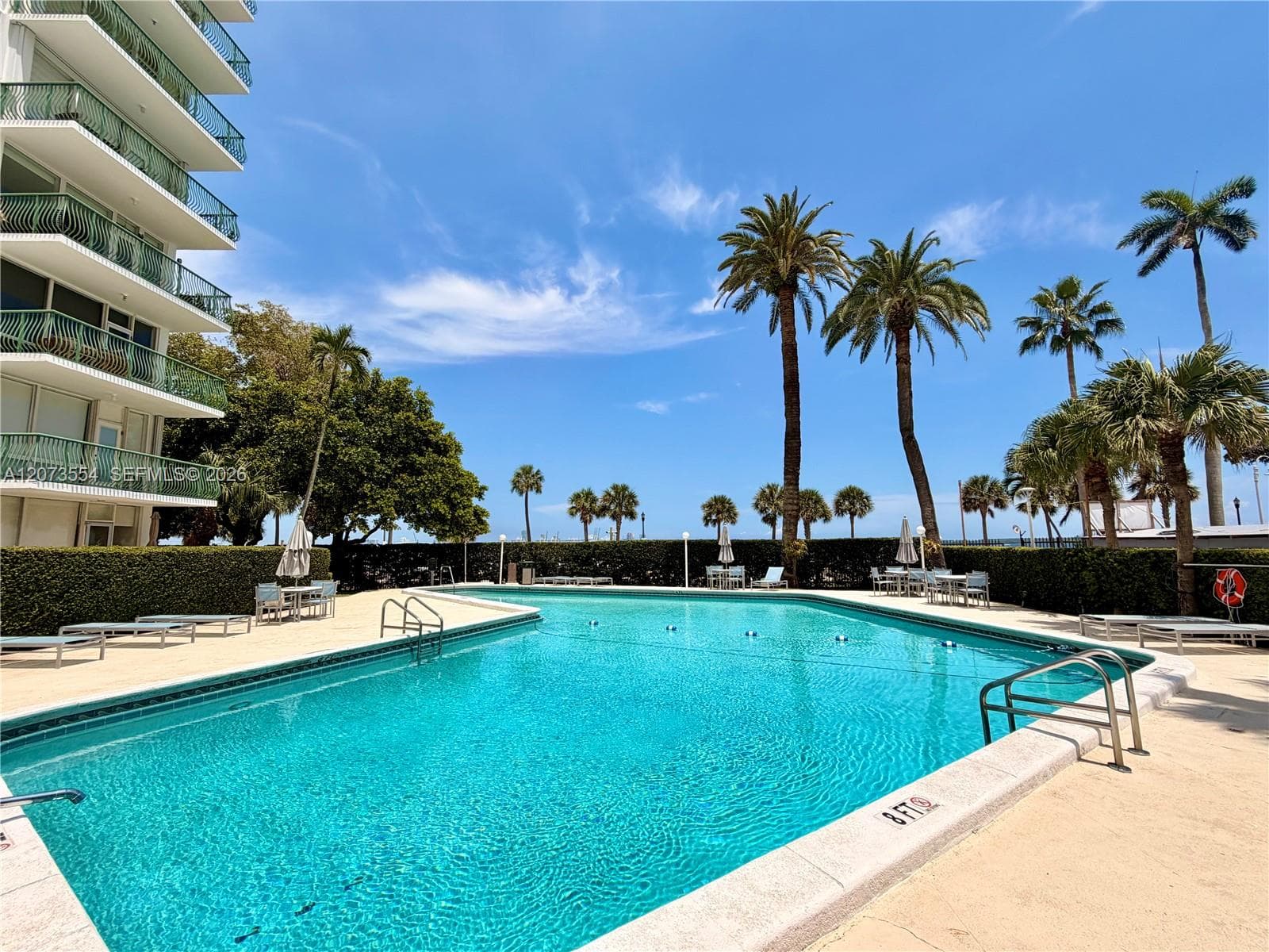 BRICKELL BAY TOWER CONDO · #706 in Miami - Photo 32