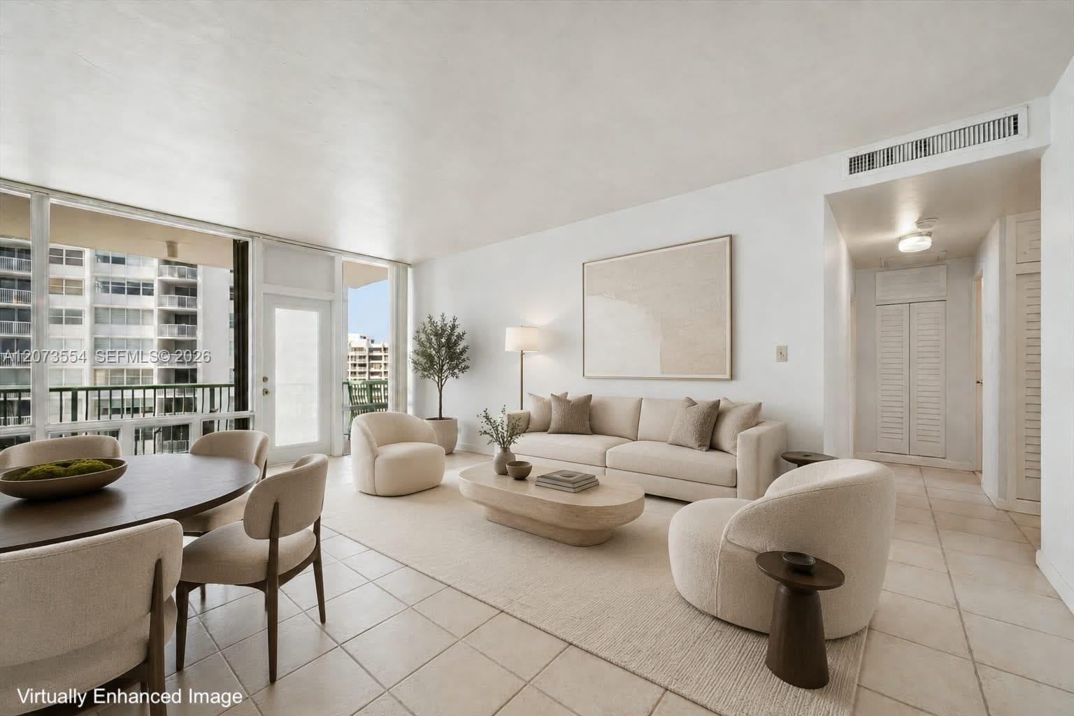 BRICKELL BAY TOWER CONDO · #706 in Miami - Photo 5