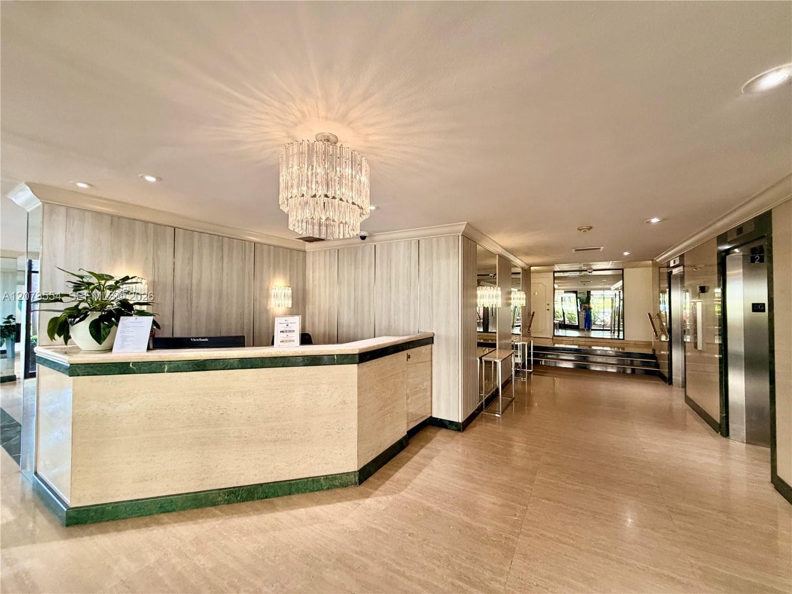 BRICKELL BAY TOWER CONDO · #706 in Miami - Photo 31